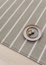 "Meraki E" Rugs