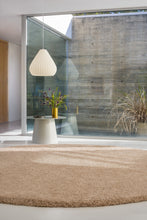 "Finlandesa Alta" Circle Rug