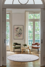 "Finlandesa Alta" Circle Rug